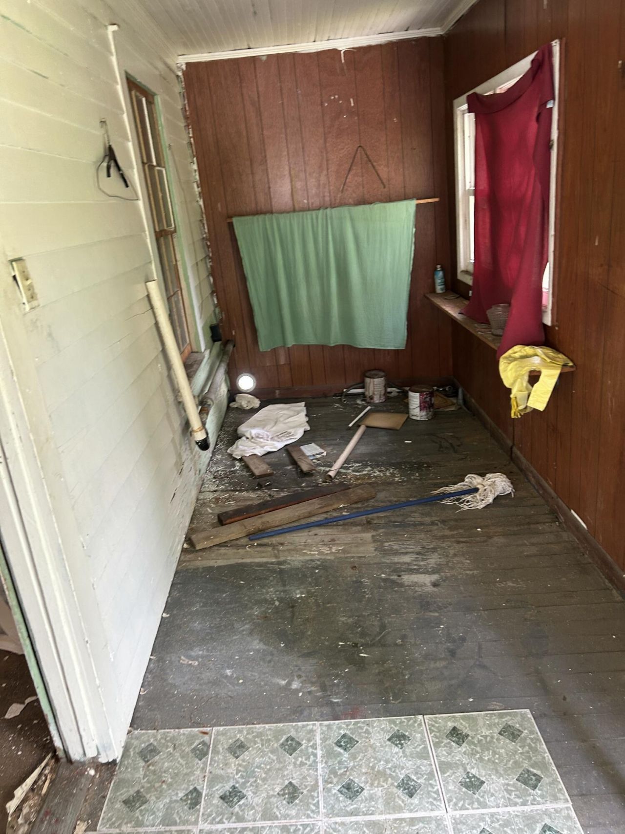 645 Maple Street Photo 28