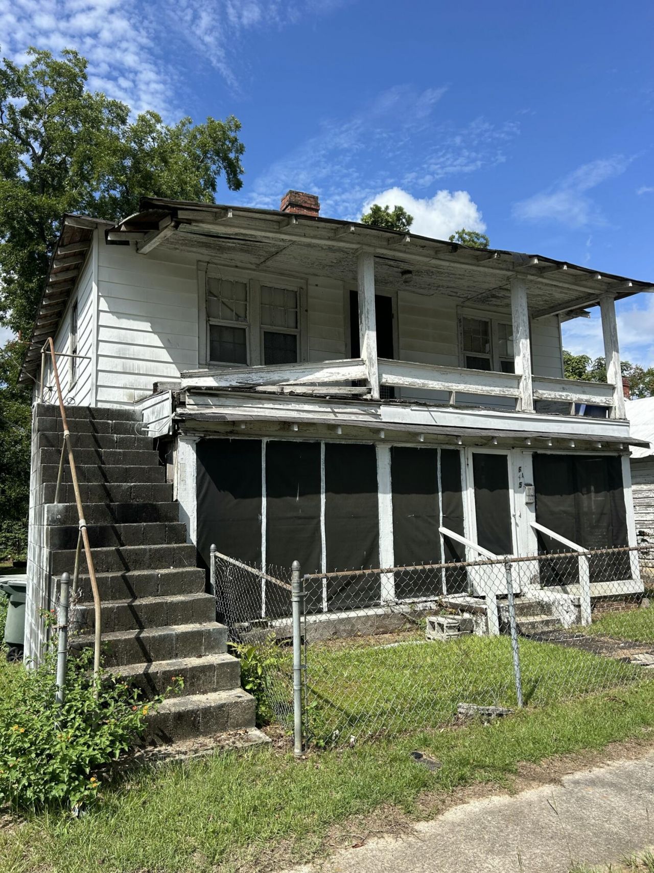 645 Maple Street Photo 5