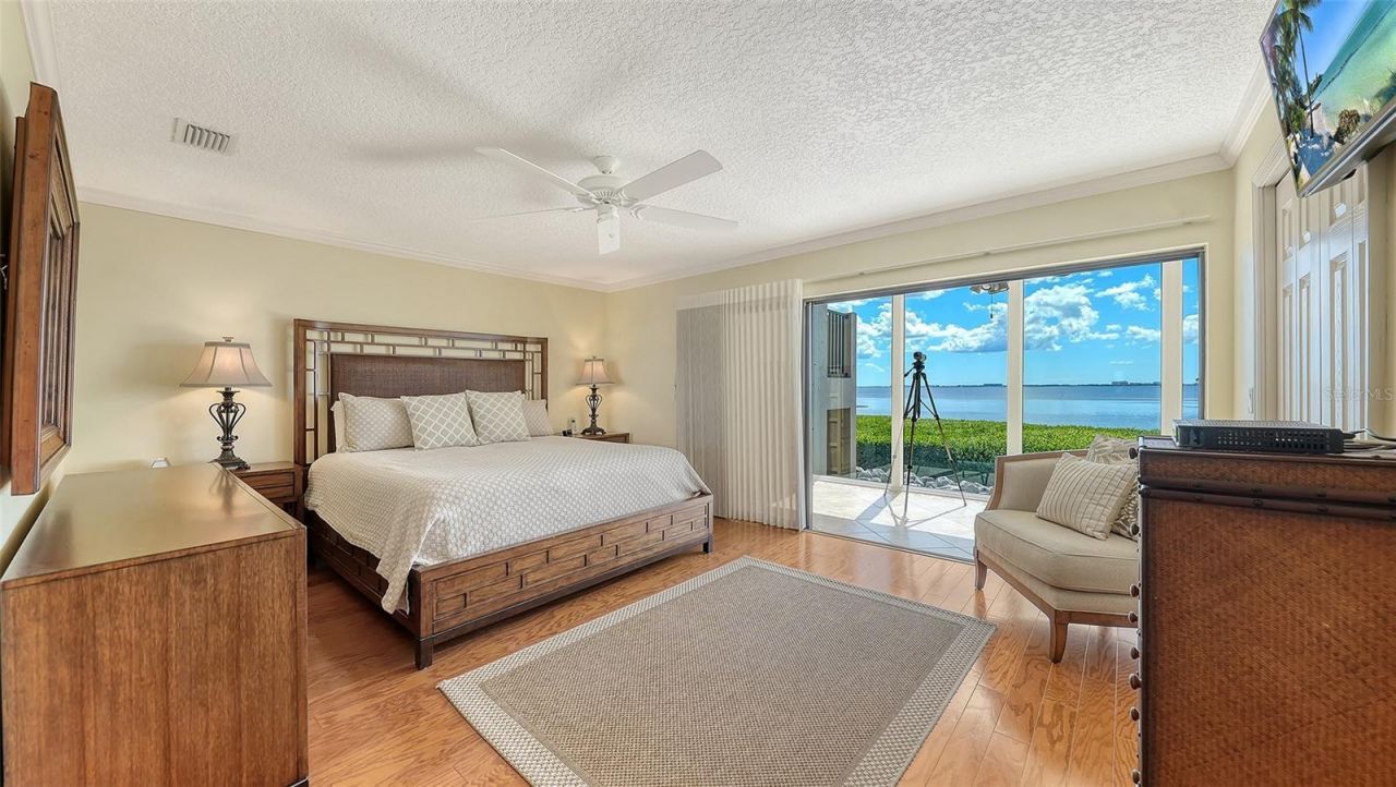 4533 Bay Club Drive, Bradenton, FL 34210 Photo