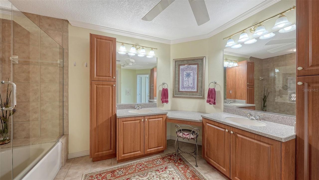 4533 Bay Club Drive, Bradenton, FL 34210 Photo