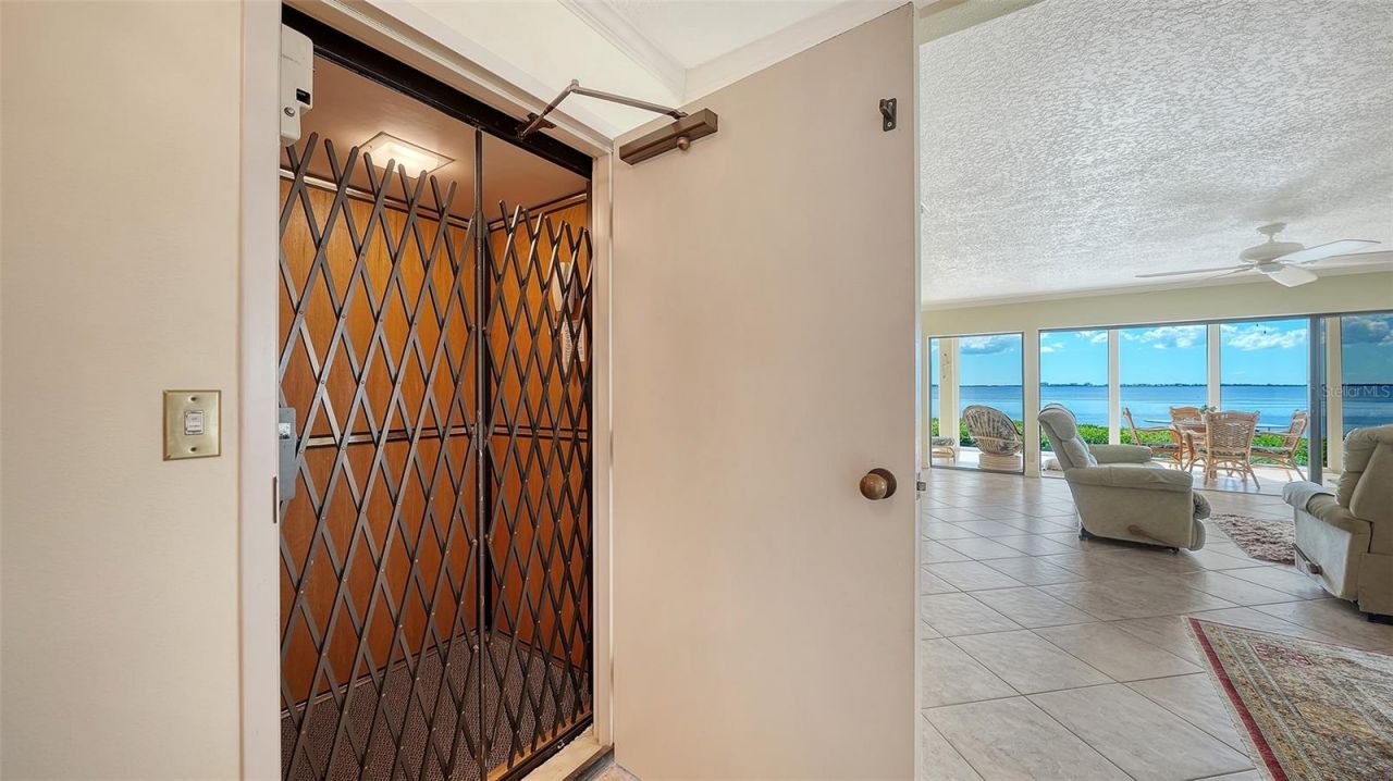 4533 Bay Club Drive, Bradenton, FL 34210 Photo