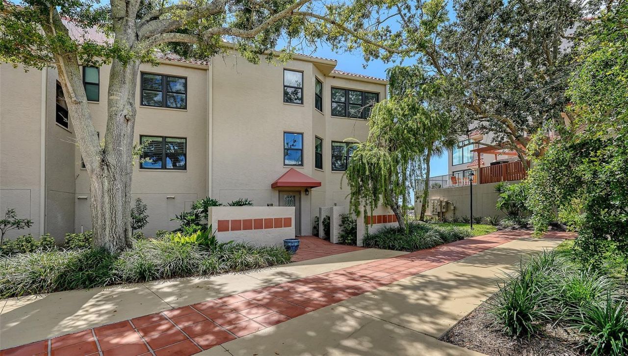 4533 Bay Club Drive, Bradenton, FL 34210 Photo