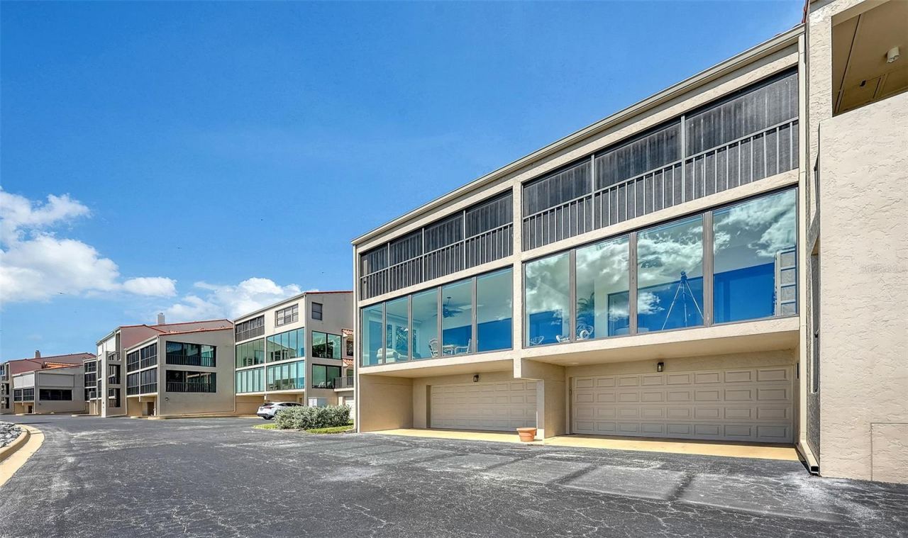 4533 Bay Club Drive, Bradenton, FL 34210 Photo
