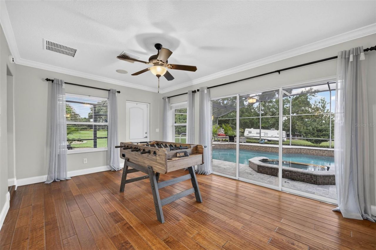 537 Woodlawn Cemetery Road , Gotha, FL 34734 Photo