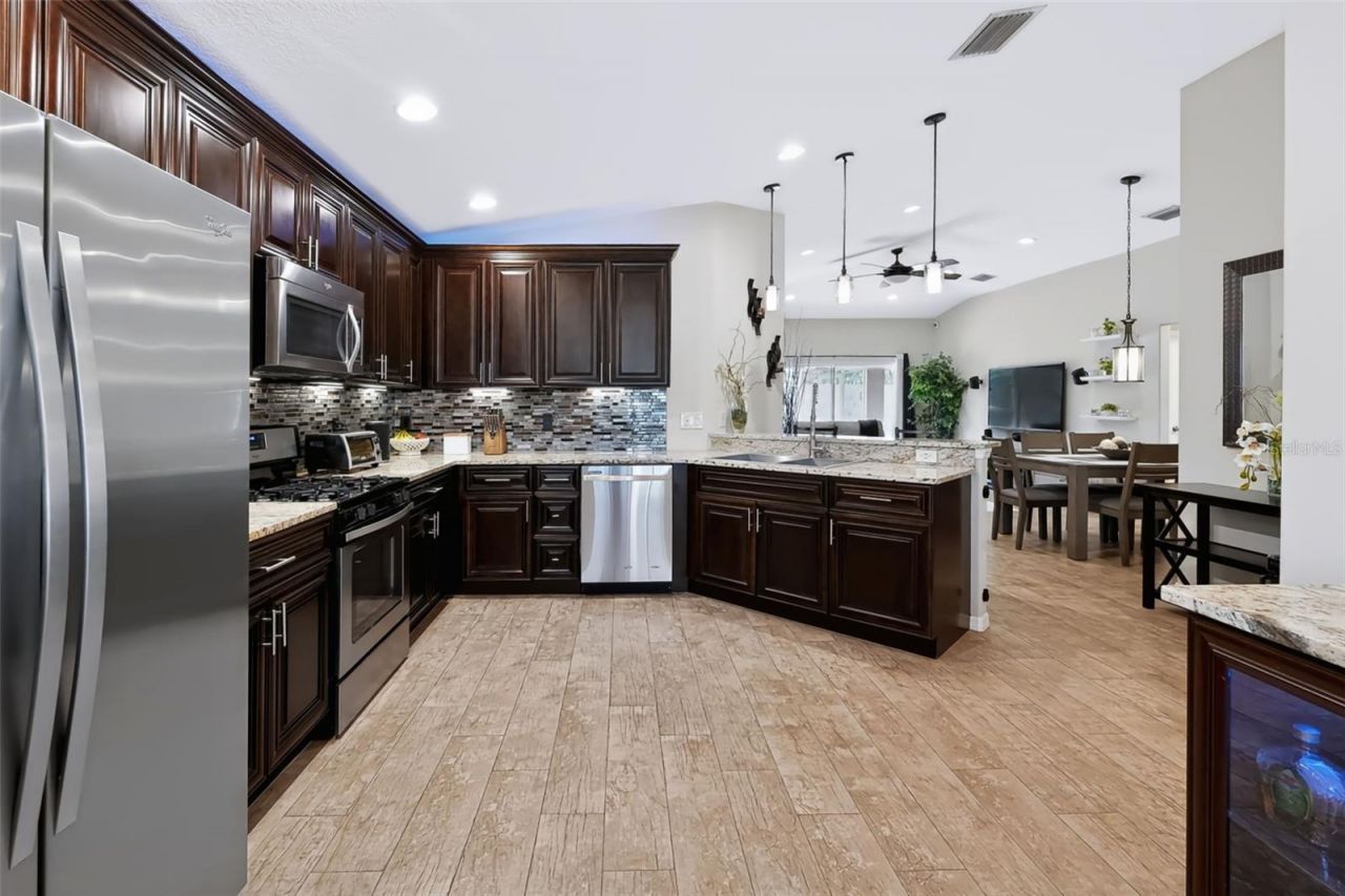 105 San Lorenzo Court , Bradenton, FL 34208 Photo