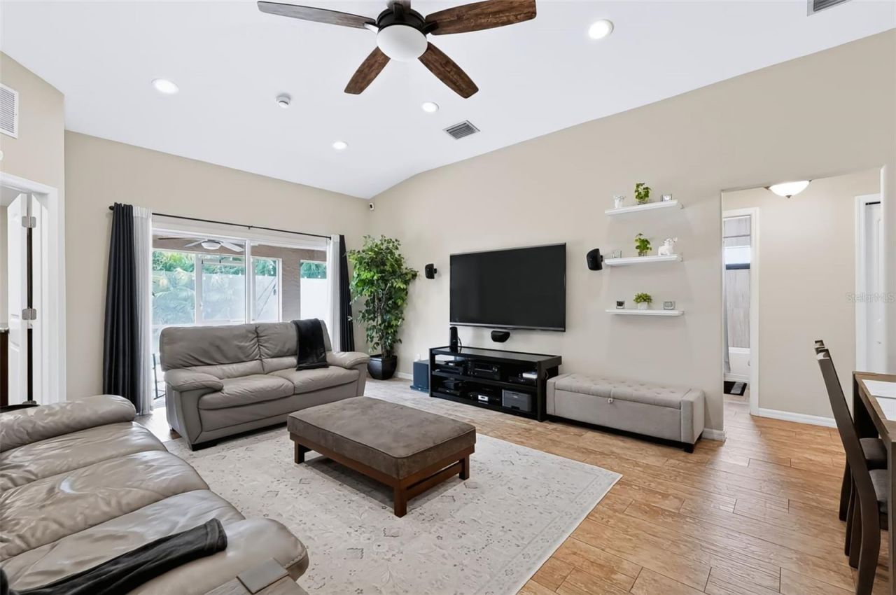 105 San Lorenzo Court , Bradenton, FL 34208 Photo