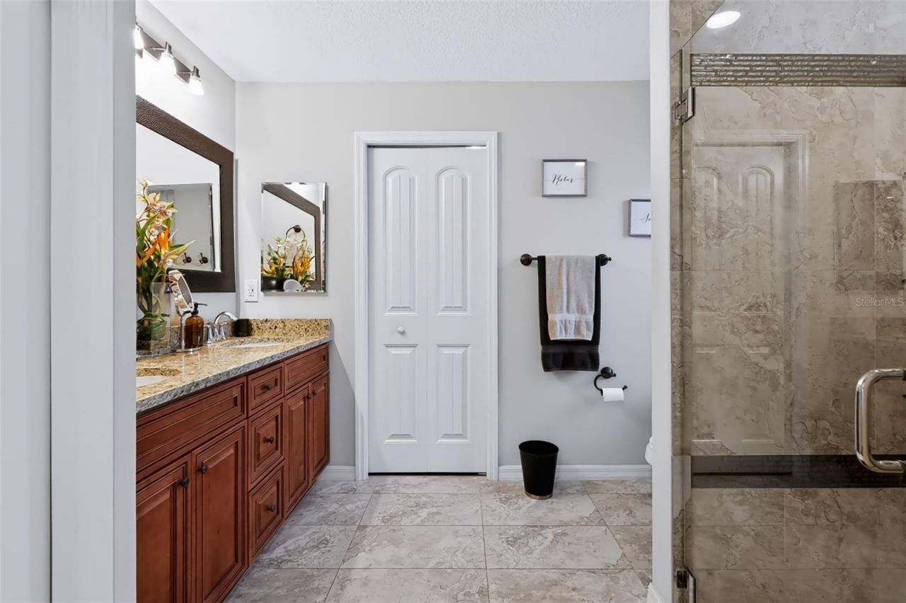 105 San Lorenzo Court , Bradenton, FL 34208 Photo