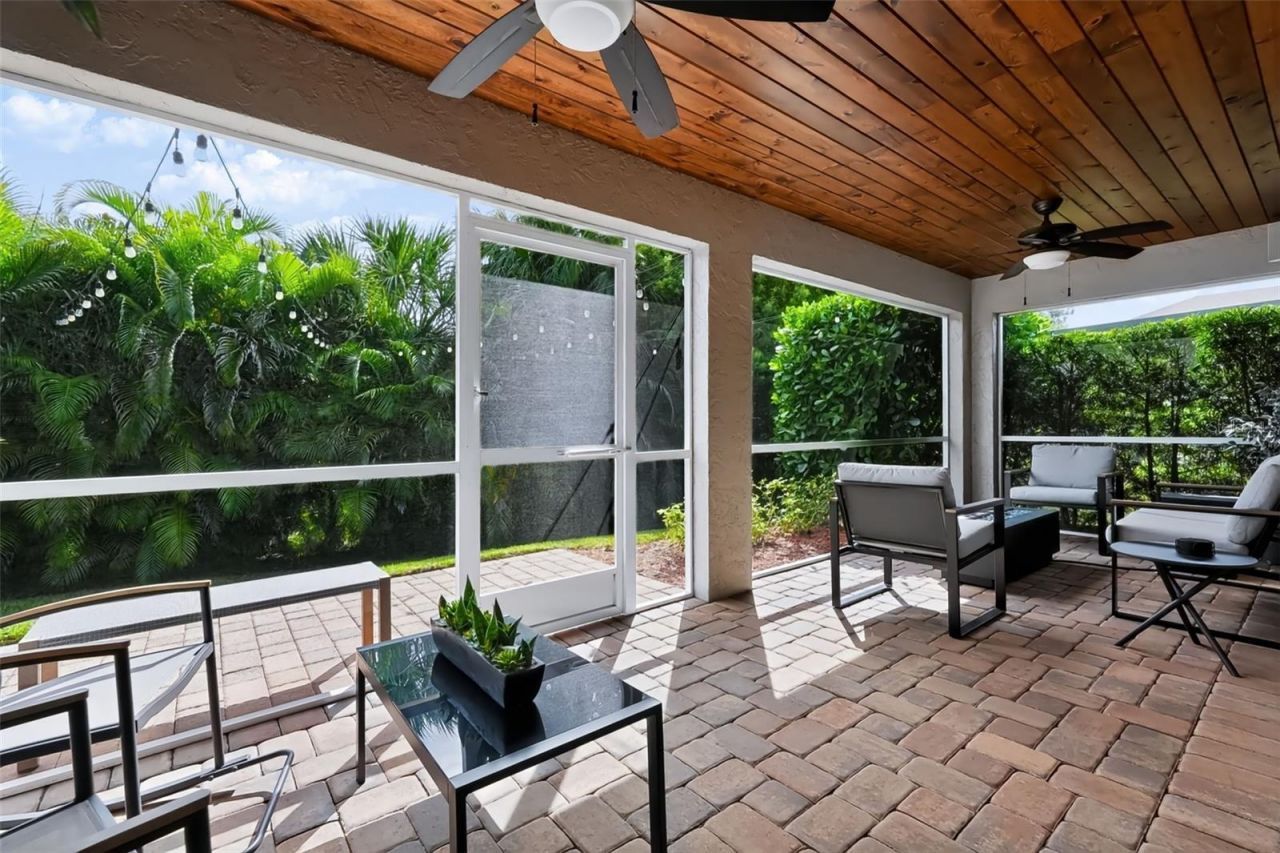 105 San Lorenzo Court , Bradenton, FL 34208 Photo