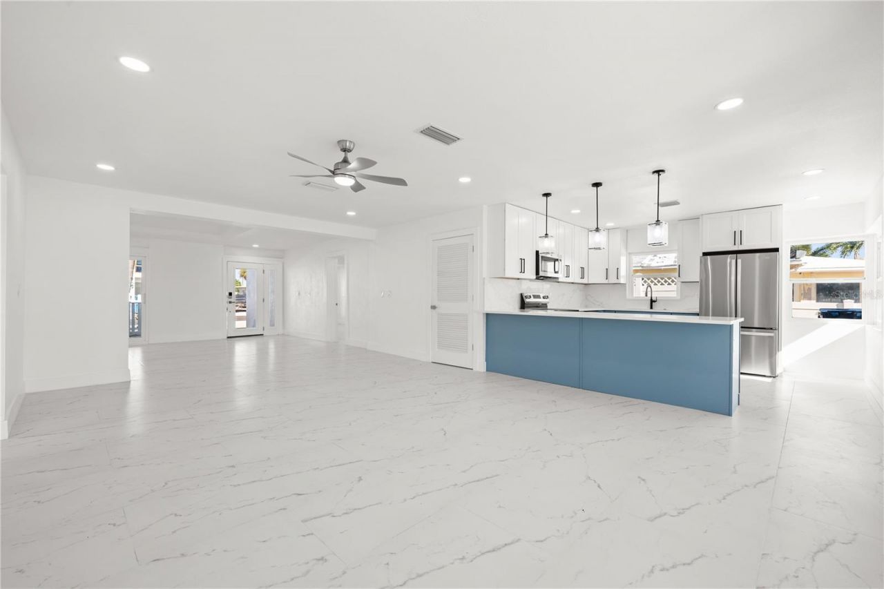 730 Pruitt Drive, Madeira Beach, FL 33708 Photo