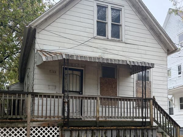 1114 W Ring St, Milwaukee, WI 53206