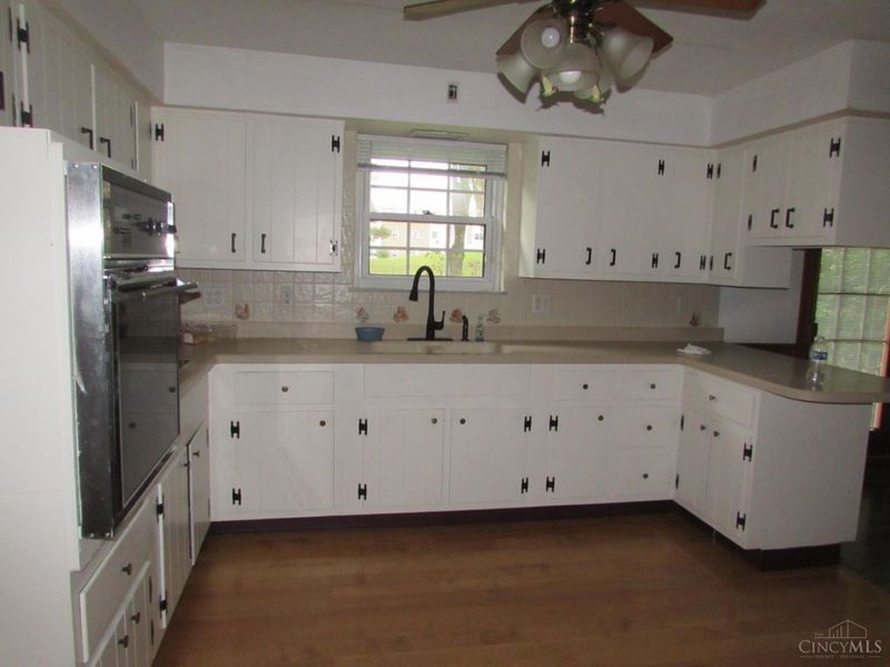 295 W Main Street, Owensville, OH 45160 Photo 5