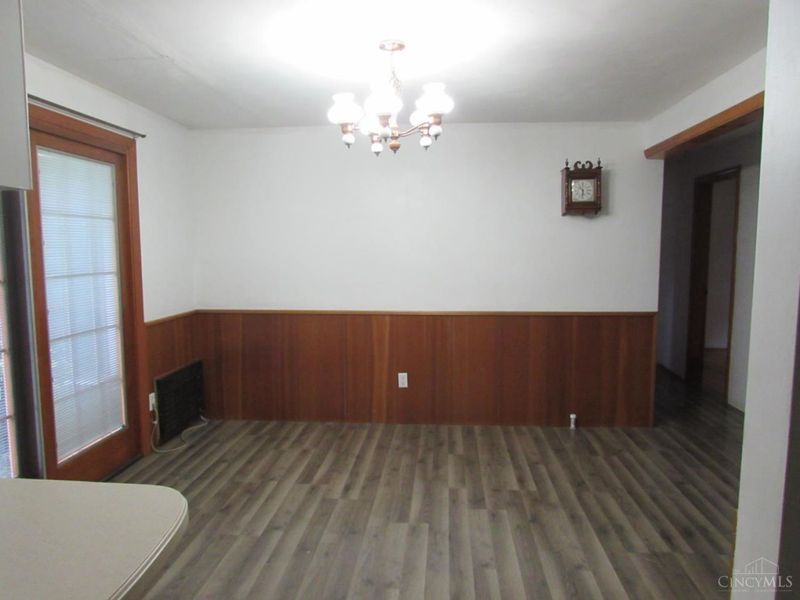 295 W Main Street, Owensville, OH 45160 Photo 7