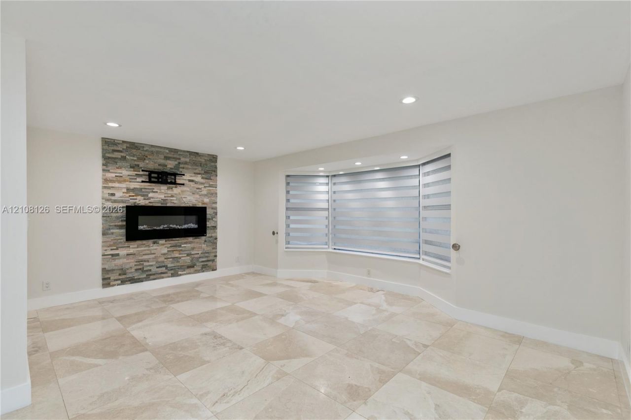 11700 NW 4th St, Plantation, FL 33325 Photo