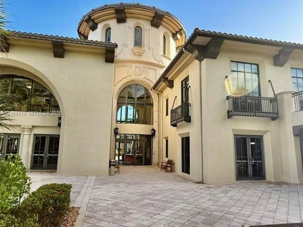 Unit 417-1, Sunrise, FL 33323