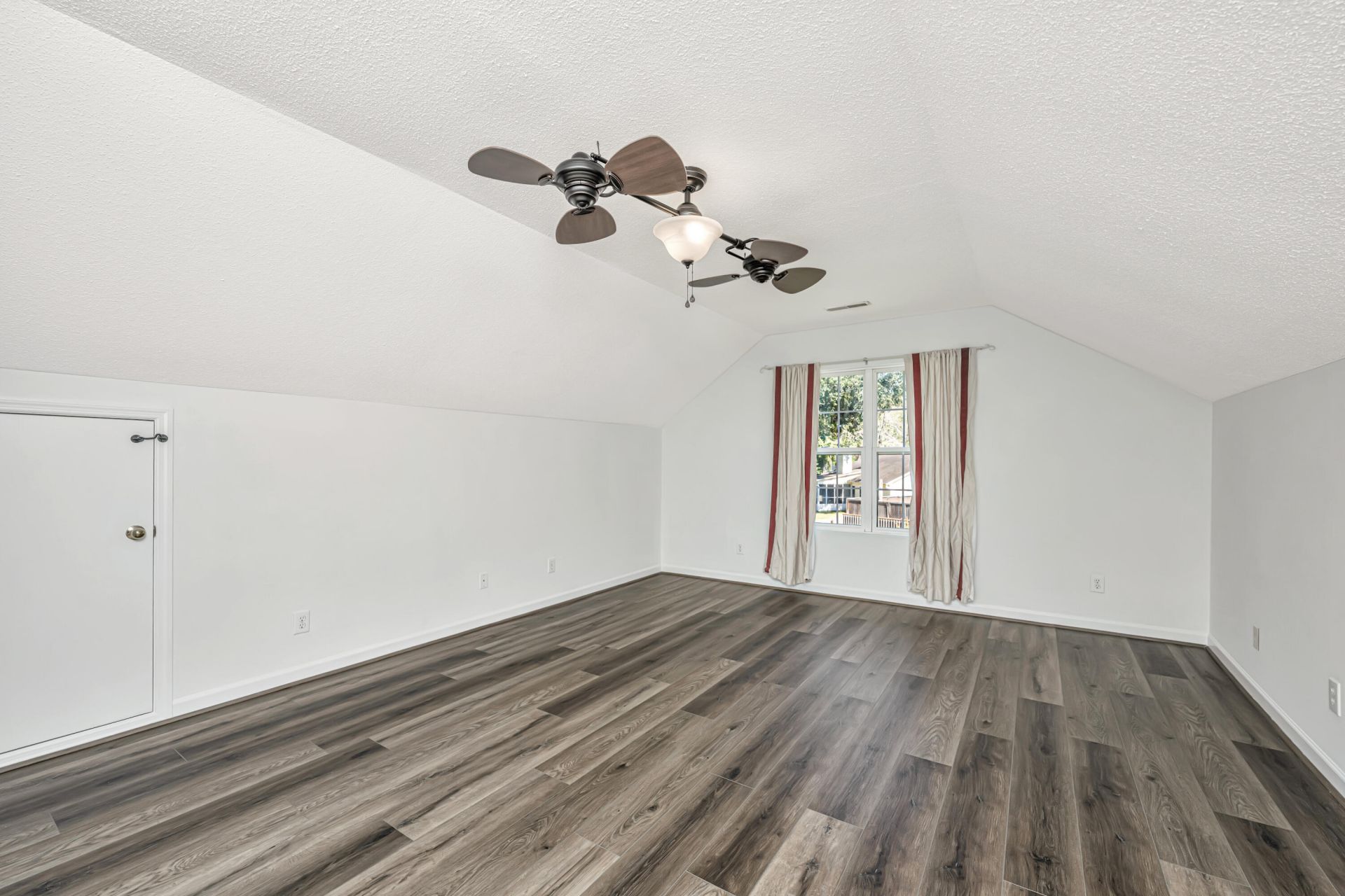 2229 Sawmill Trace Lane Photo 13