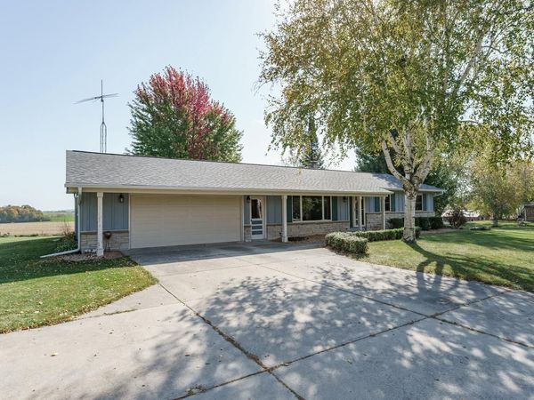 N8742 N German ROAD, Mayville, WI 53050
