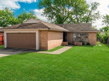 1246 Brookmere Drive, Dallas, TX 75216