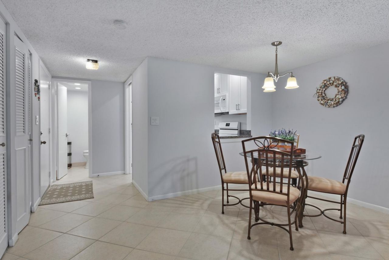 5333 SE Miles Grant Road, Unit 205, Stuart, FL 34997 Photo