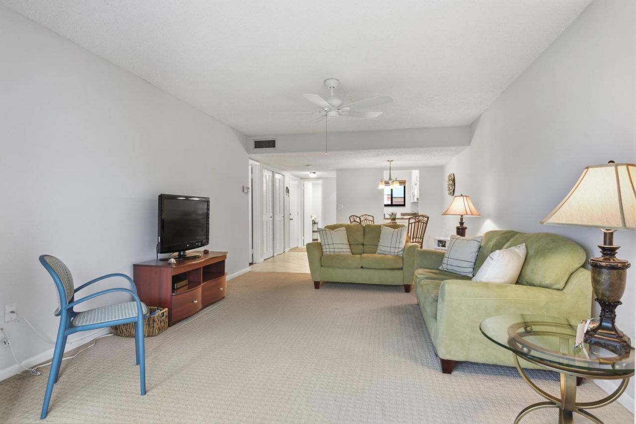 5333 SE Miles Grant Road, Unit 205, Stuart, FL 34997 Photo