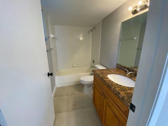1601 Windorah Way, Unit G, West Palm Beach, FL 33411 Photo