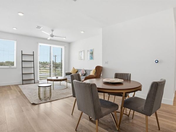 2709 5th ST E, Unit 1306, Austin, TX 78702