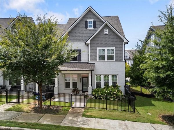 2780 Bell Drive SE, Smyrna, GA 30080