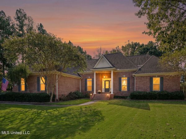 3838 Roman Forest Drive, Southaven, MS 38672