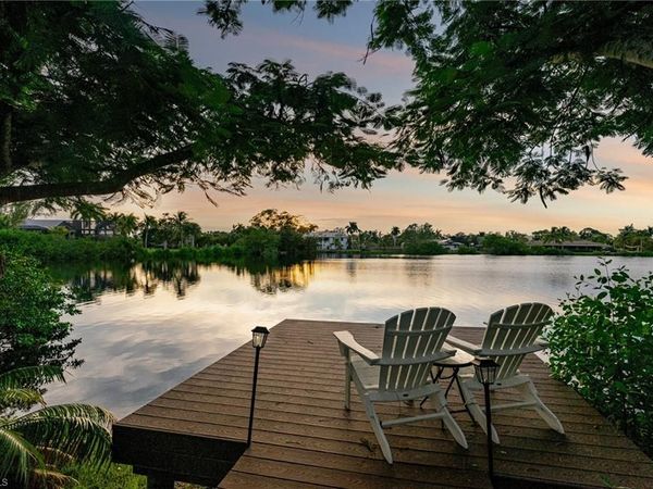 7337 Lake DR, FORT MYERS, FL 33908