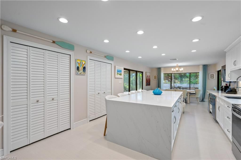 7337 Lake Dr, Fort Myers, FL 33908 Photo