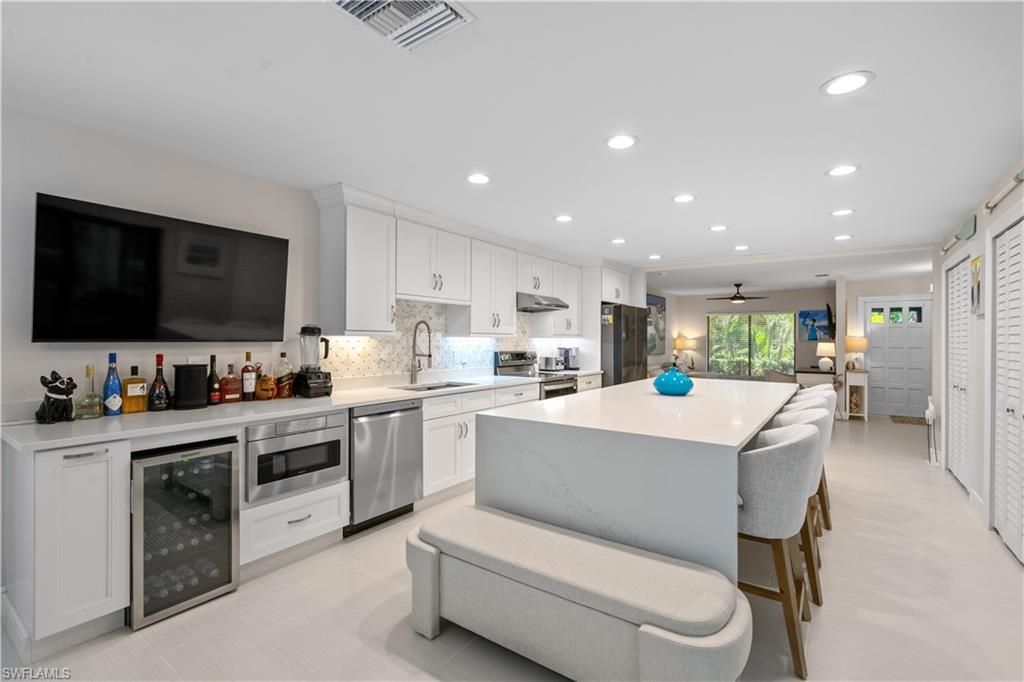 7337 Lake Dr, Fort Myers, FL 33908 Photo