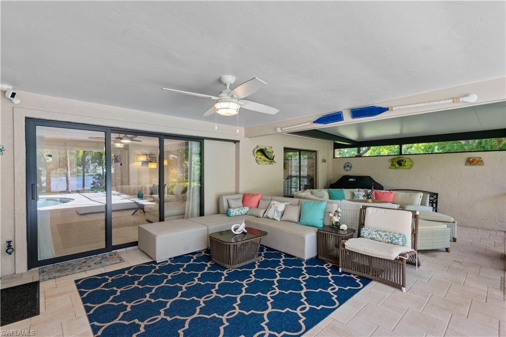7337 Lake Dr, Fort Myers, FL 33908 Photo