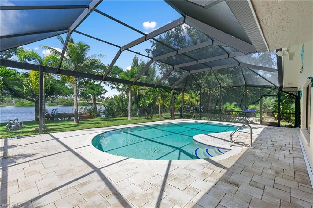 7337 Lake Dr, Fort Myers, FL 33908 Photo