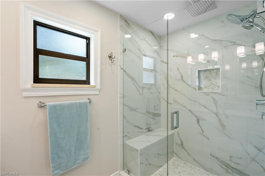 7337 Lake Dr, Fort Myers, FL 33908 Photo