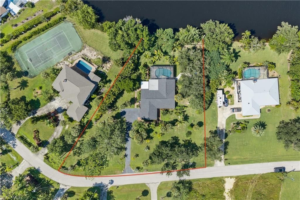 7337 Lake Dr, Fort Myers, FL 33908 Photo