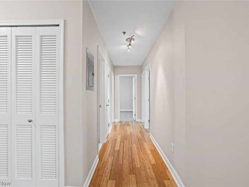 2885 Pease Drive, Unit 313, Rocky River, OH 44116 Photo 11