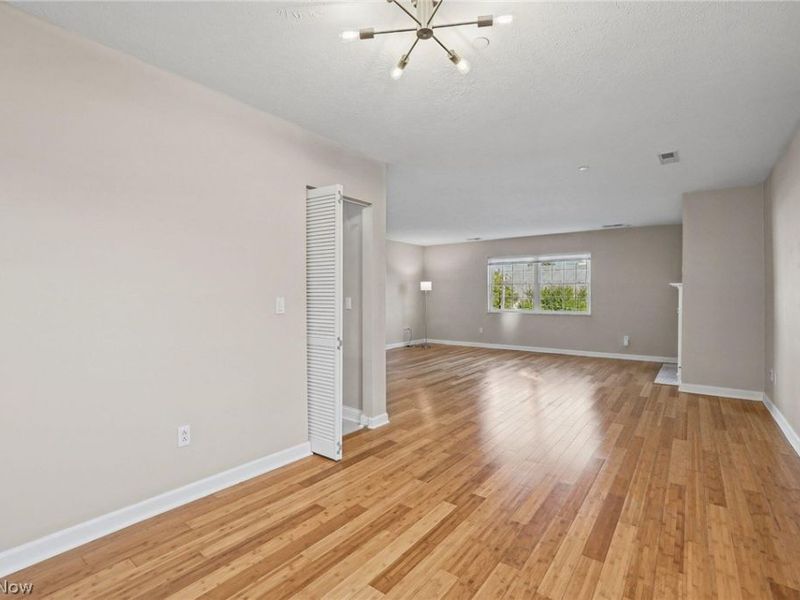2885 Pease Drive, Unit 313, Rocky River, OH 44116 Photo 8