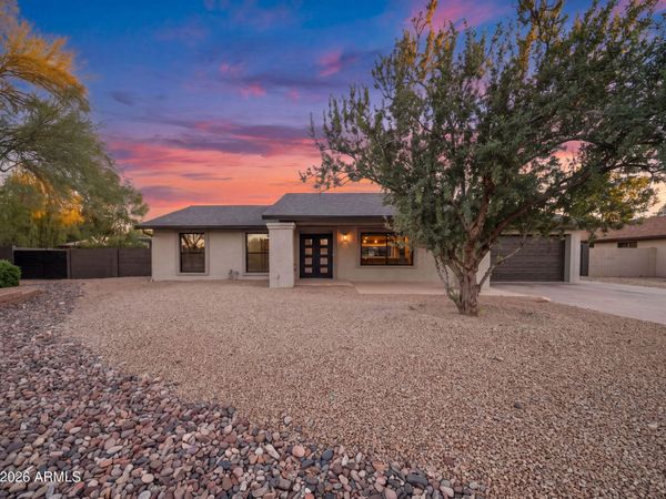 4641 E SHEENA Drive, Phoenix, AZ 85032
