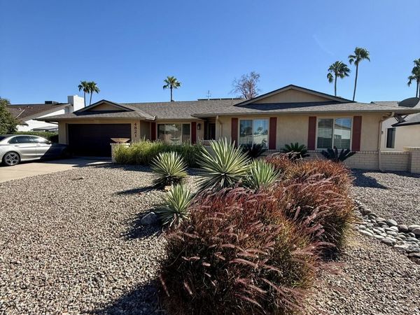 4821 E EVERETT Drive, Scottsdale, AZ 85254