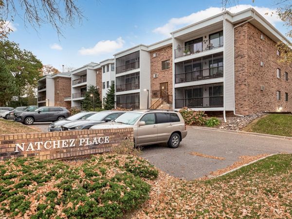 4625 Minnetonka Boulevard , Unit 202, Saint Louis Park, MN 55416
