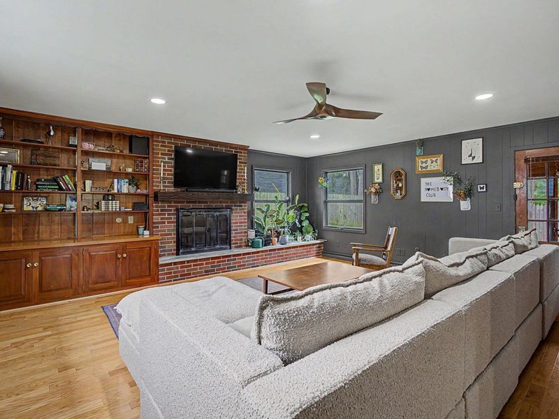 627 N Tanglewood Drive , Springfield, OH 45504 Photo 25