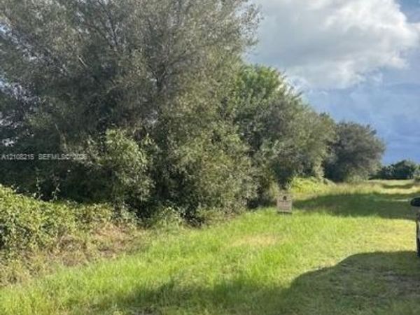 815 N Olivo St. , Clewiston, FL 33440