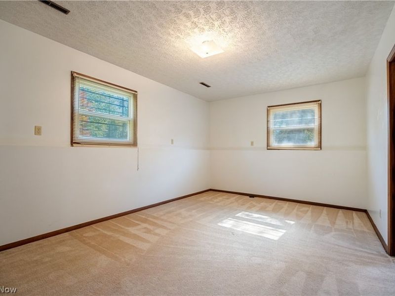 1301 Greenridge Drive NE, Massillon, OH 44646 Photo 25