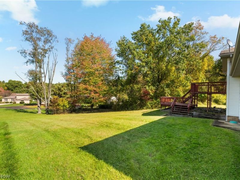 1301 Greenridge Drive NE, Massillon, OH 44646 Photo 27