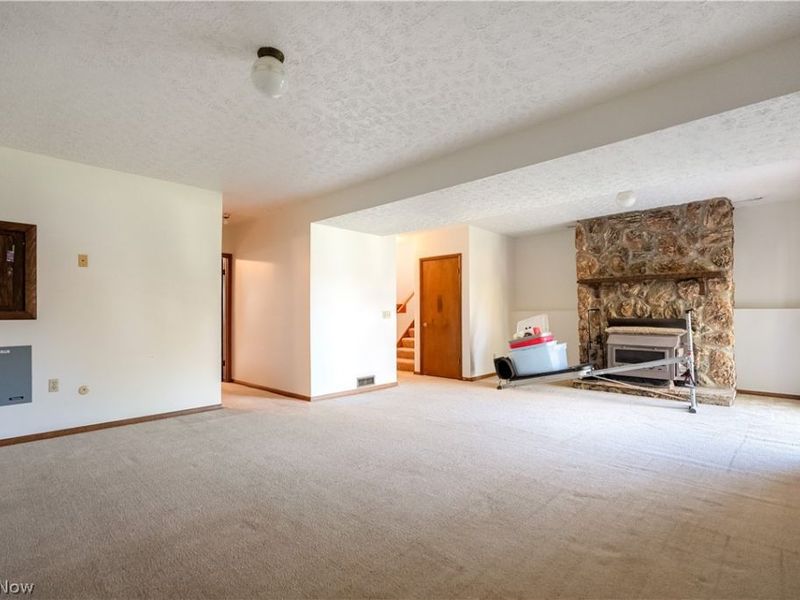 1301 Greenridge Drive NE, Massillon, OH 44646 Photo 32