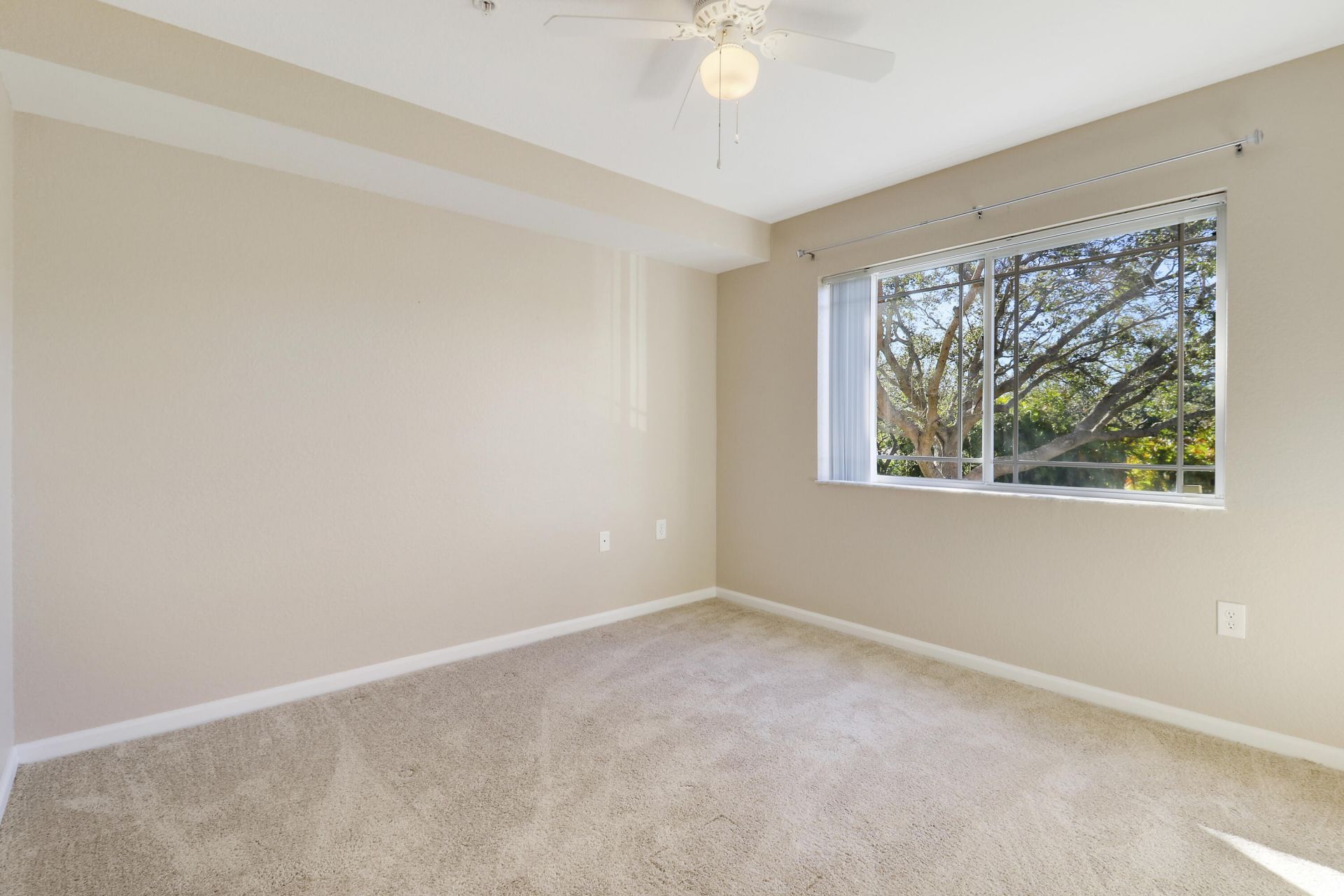 181 SW Palm Drive, Unit 207, Port Saint Lucie, FL 34986 Photo