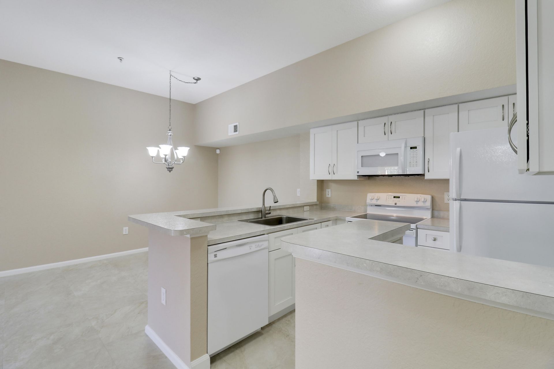 181 SW Palm Drive, Unit 207, Port Saint Lucie, FL 34986 Photo
