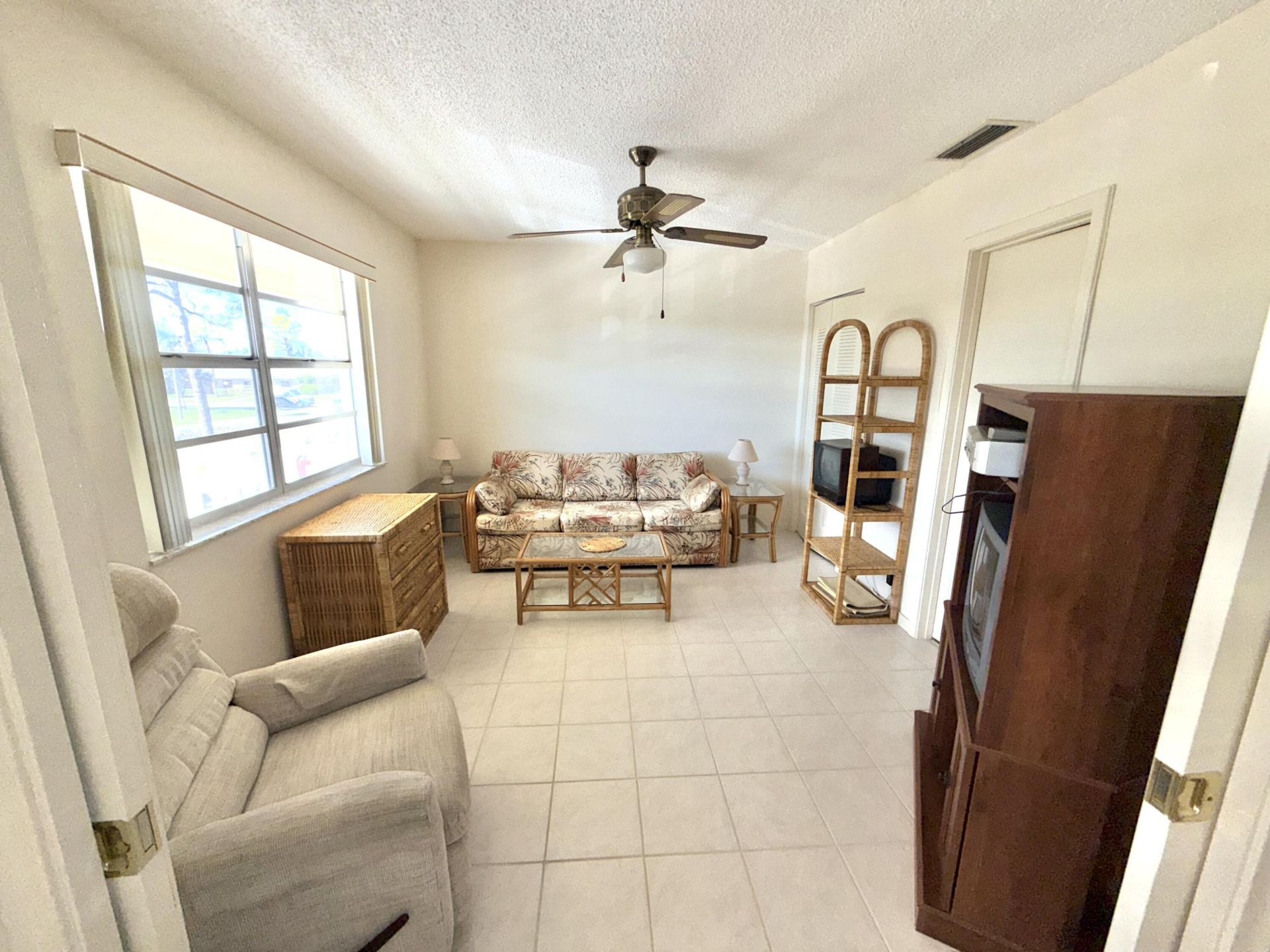 1150 Mahogany Way, Unit 203, Delray Beach, FL 33445 Photo