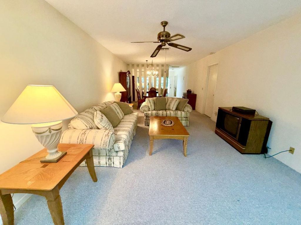 1150 Mahogany Way, Unit 203, Delray Beach, FL 33445 Photo