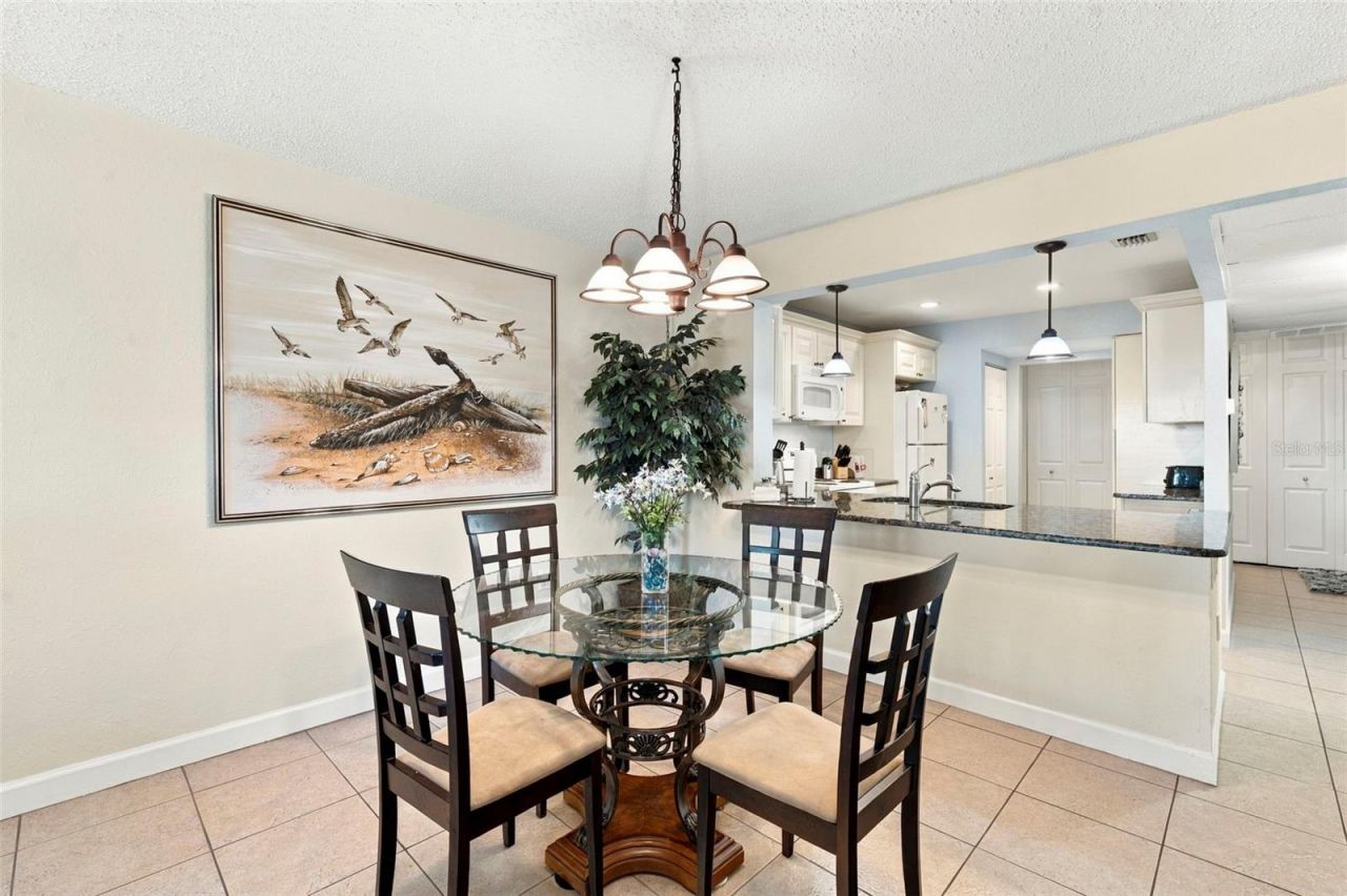 13000 Gulf Lane, Unit 201, Madeira Beach, FL 33708 Photo
