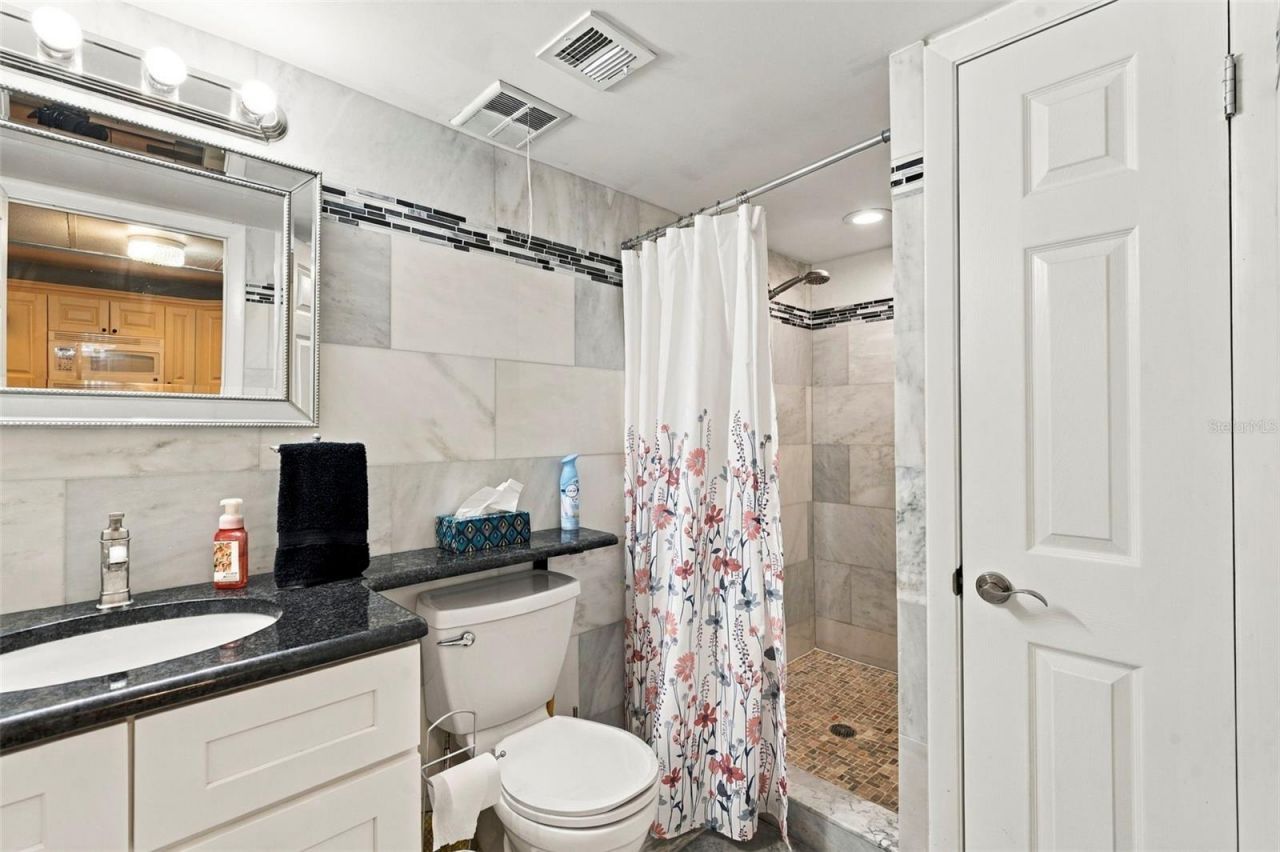 13000 Gulf Lane, Unit 201, Madeira Beach, FL 33708 Photo